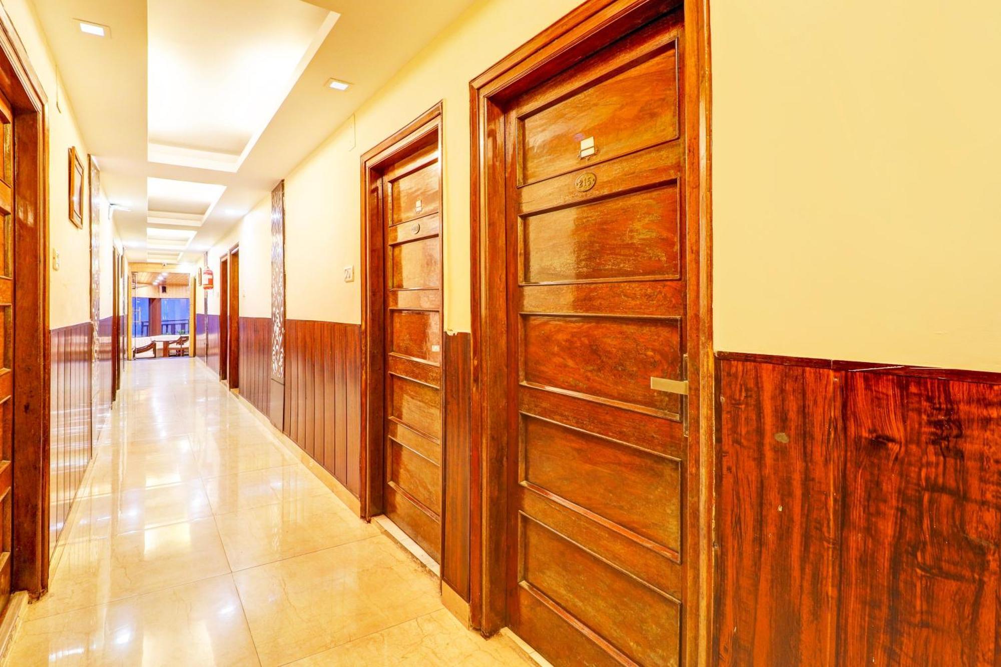 Super Collection O Pioneer Hotel Mussoorie Exterior photo